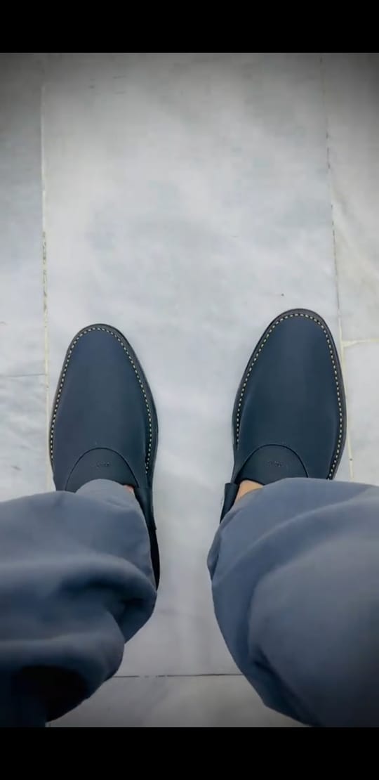 Black Boot ( MATE )